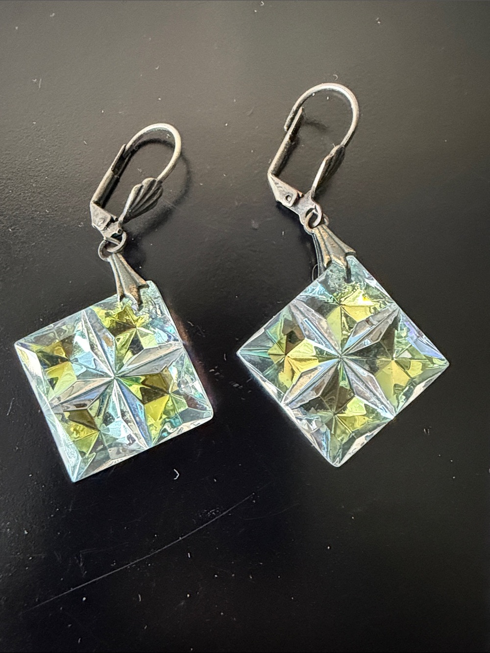 Vintage Rare Collectable Crystal Aurora Borealis Leverback Earrings.